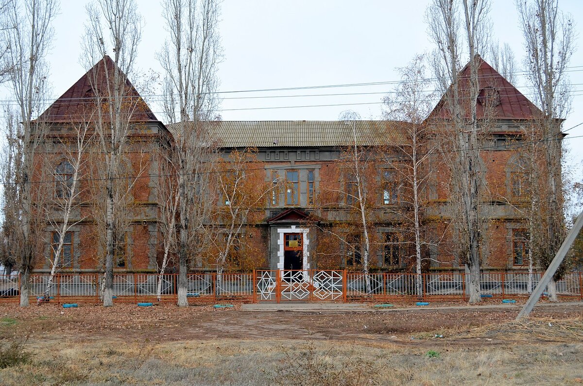 камышин здание вечерняя школа. город камышин училище. ул. кпмк камышин. республиканская 53 ярославль.