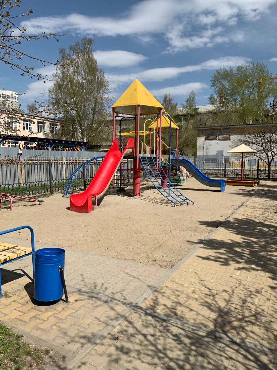 Дети нас не слышат. Дети на нас смотрят.