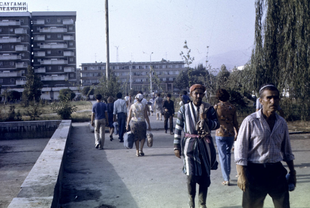 Таджикистан в советское время. Душанбе 1989. Душанбе 80 годы. Таджикистан во время СССР. Таджики времен СССР.