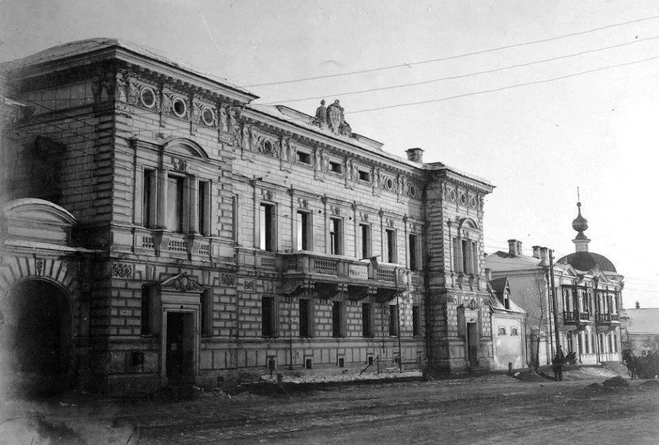 Фото отсюда: https://drugoigorod.ru/pamytnik1966/