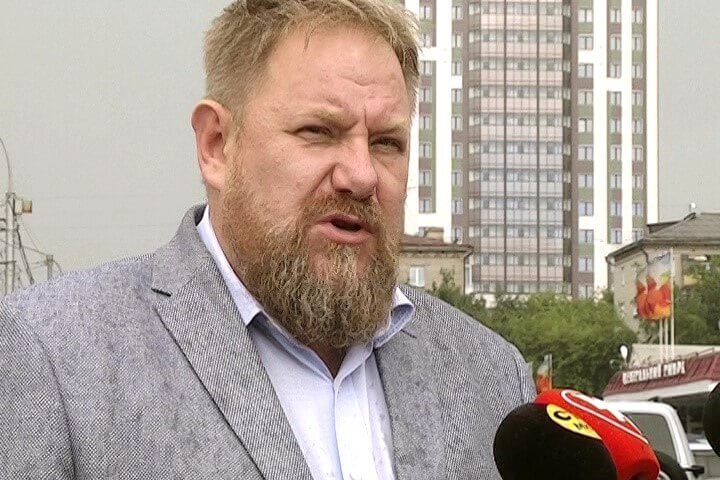 руководитель управления автомобильных дорог