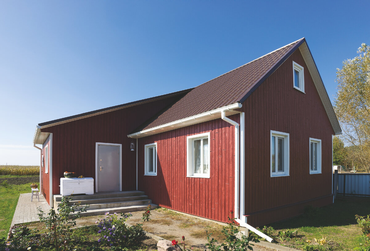 Фасад под дерево. Сайдинг Ю-Пласт Хокла Колор