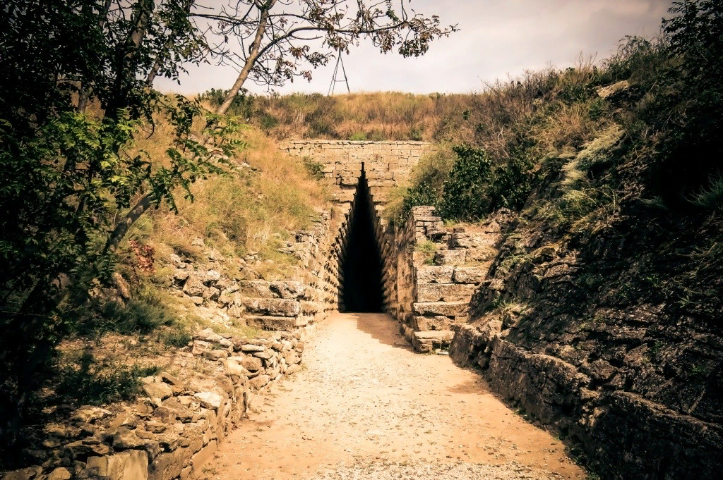 lifeinroad.ru Царский курган - визитная карточка Керчи