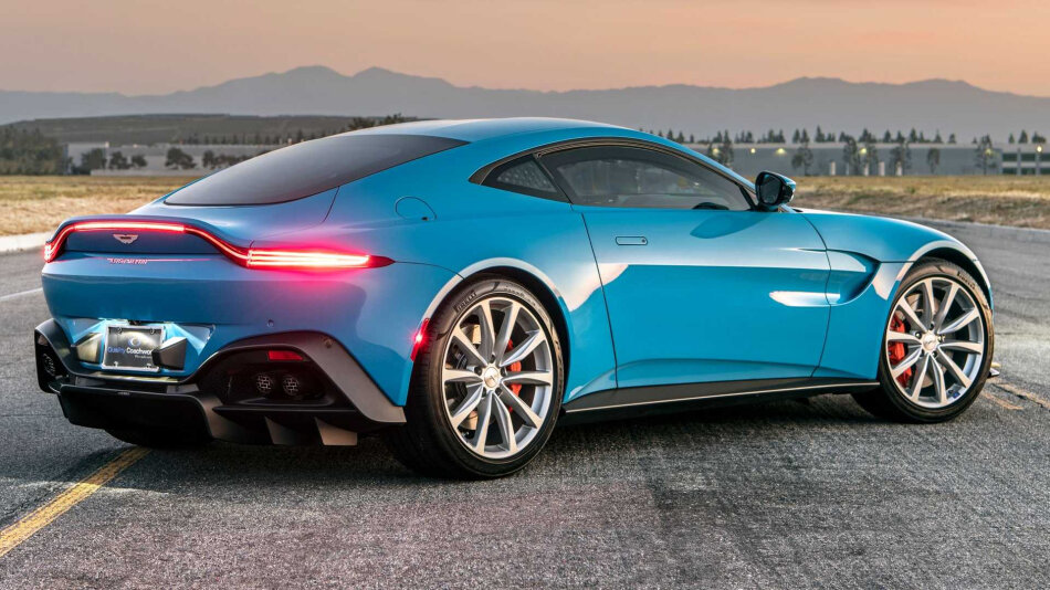 Броневик Aston Martin Vantage от AddArmor