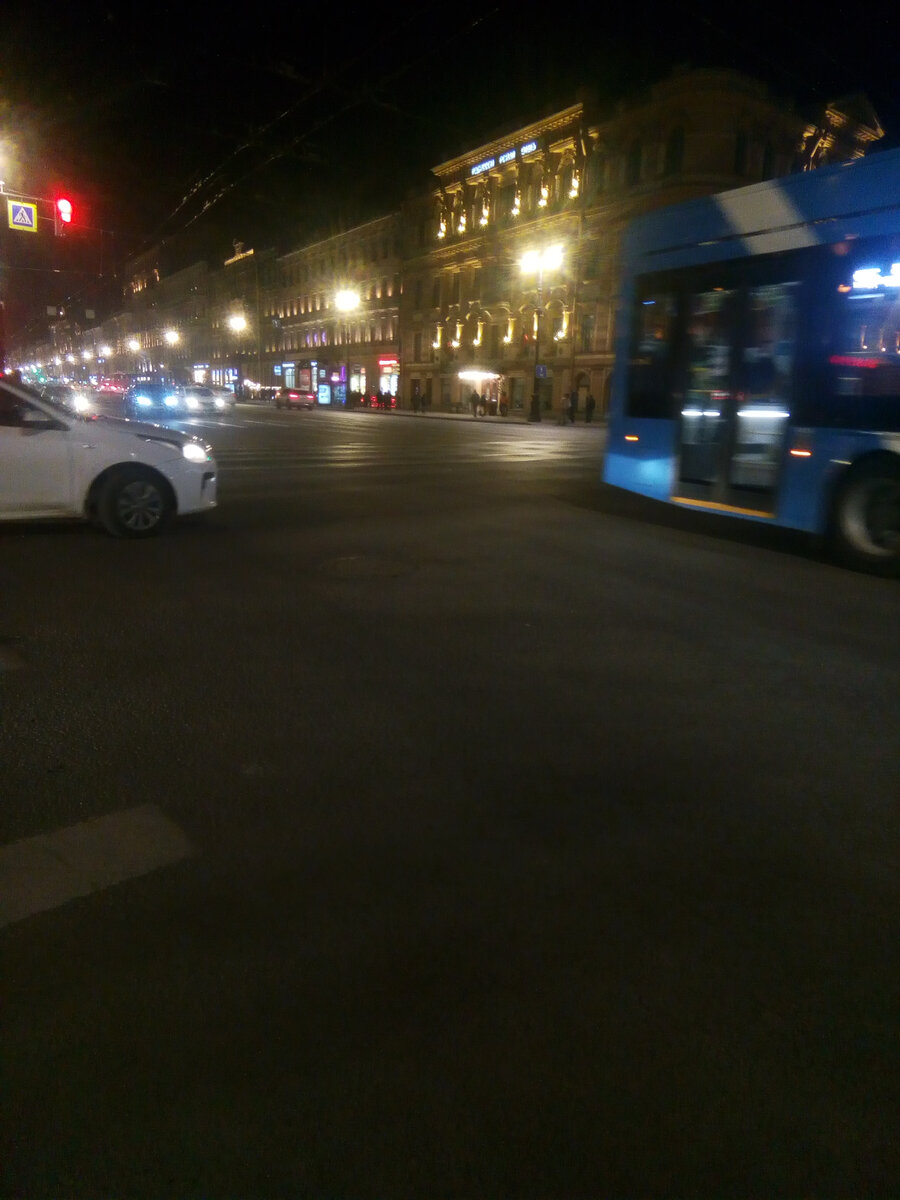 угол Невского и Литейного проспекта.#яндексдзен #telegram #instagram #meta #петербург #прогулки #вконтакте #статьи 