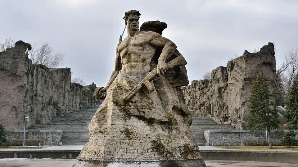 В 2022 году поминовение воинов совершается после Радоницы. Фото: pixabay.com