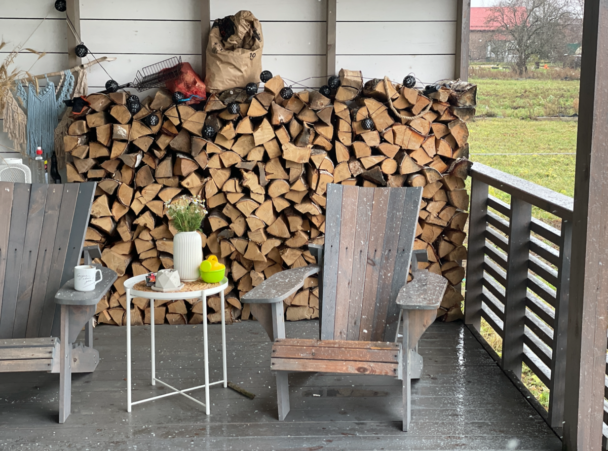 Кусочек нашей веранды :)