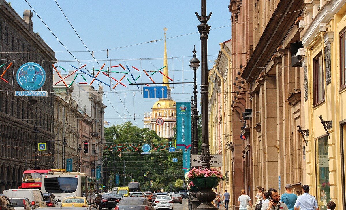 Прогулка по невскому