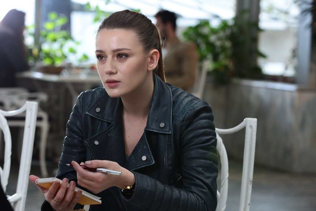 Мерджан имя. Тугай мерджан в молодости. Тугай мерджан. Тугай мерджан {tugay mercan}. Мерджан имя.