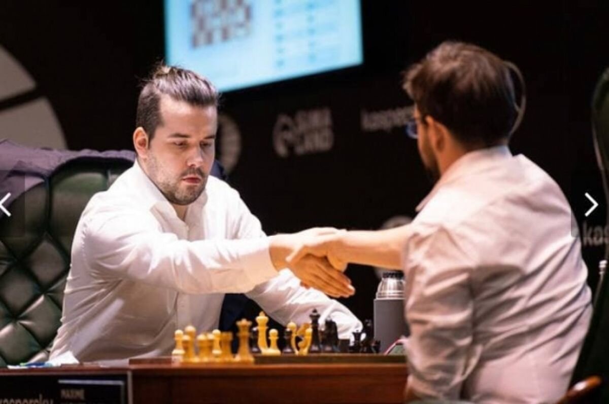    Китайский шахматист Лижэн сыграет с Непомнящим за титул чемпиона мира
