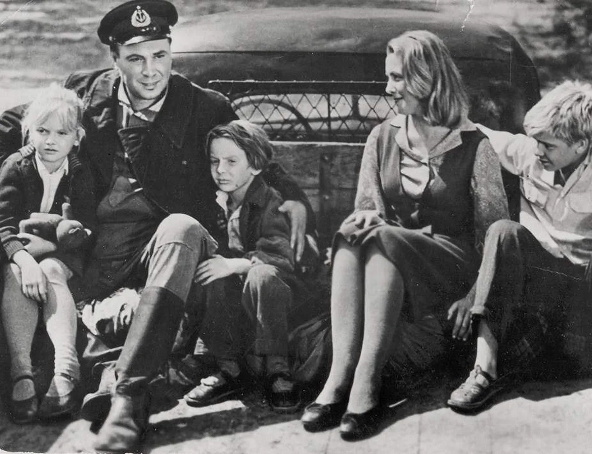 Кадр из фильма "Родная кровь"