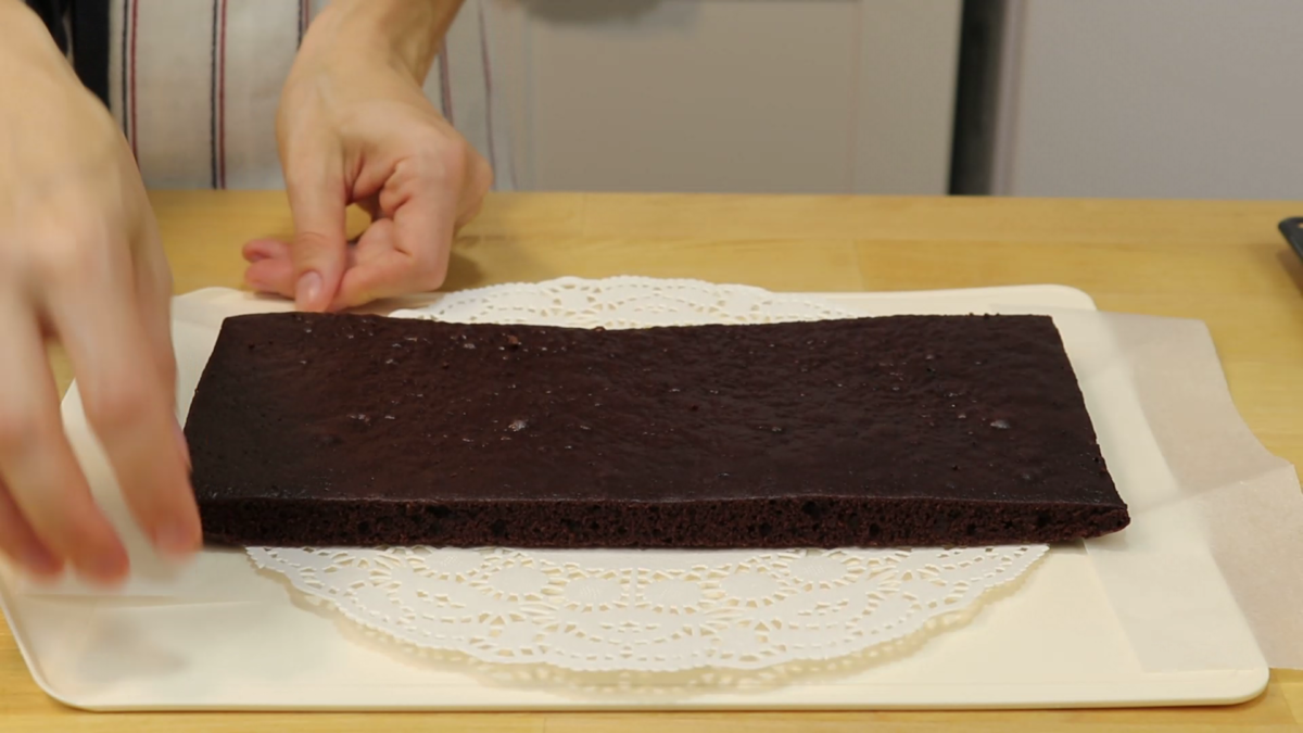 Tort de ciocolată pe chefir „Prințul Negru”: rapid și gustos, iar bugetul acestui tort vă permite să-l gătiți, cel puțin în fiecare weekend