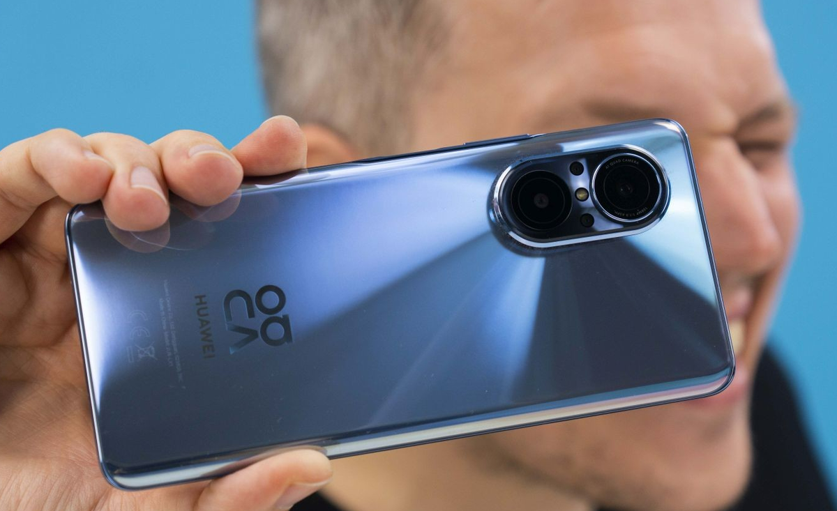    Huawei Nova 9 SE — универсальный телефон для ежедневного использования. Фото: touchit.sk