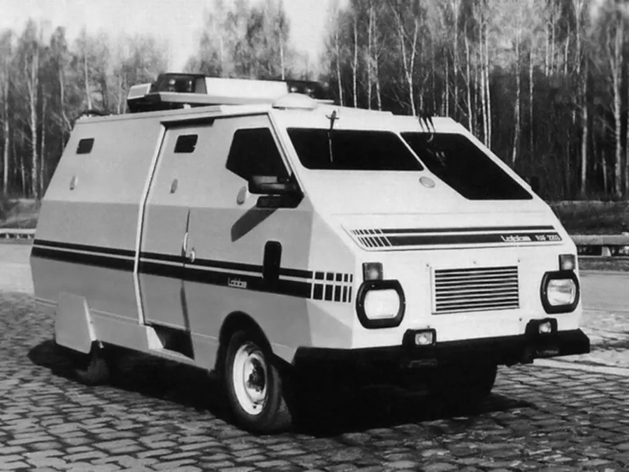  RAF-первый специализированный инкассаторский фургон в СССР