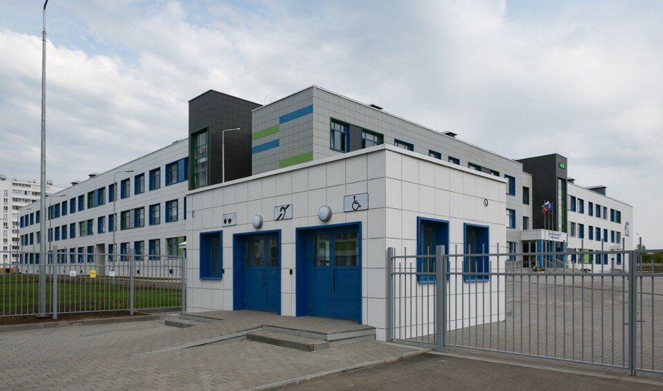     В этом году самая большая из новых школ открылась в Набережных Челнах. Фото: nabchelny.ru