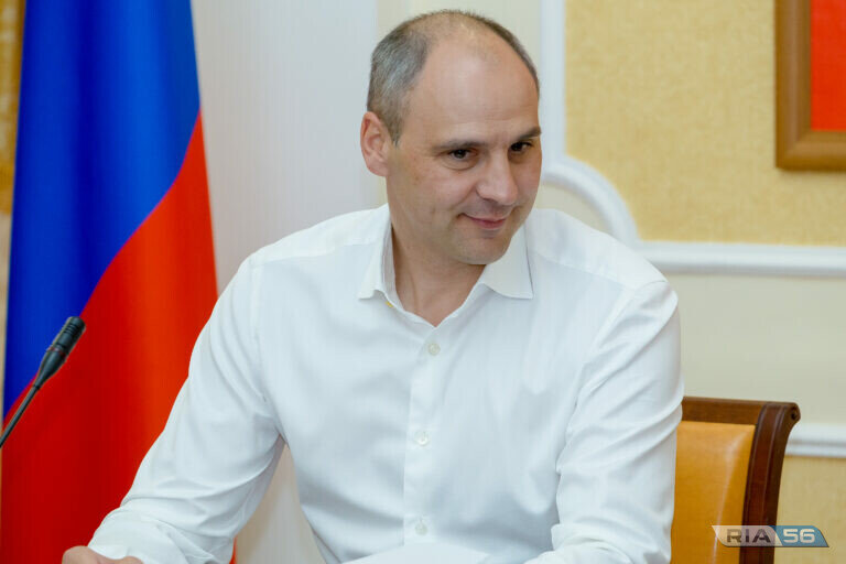    Денис Паслер поздравил работников и ветеранов лесной отрасли Оренбуржья с праздником Кристина Просвиркина