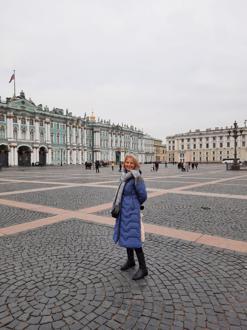 Тури́сты в санкт-петербу́рге. Москва и питер в ноябре. Едем в питер. Радовиц в петербурге. Каникулы в питере.