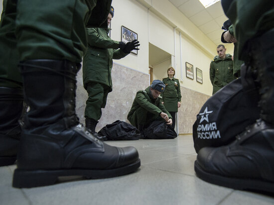     Брать с собой смартфон категорически запрещено. Фото: Baltphoto/ Павел Долганов