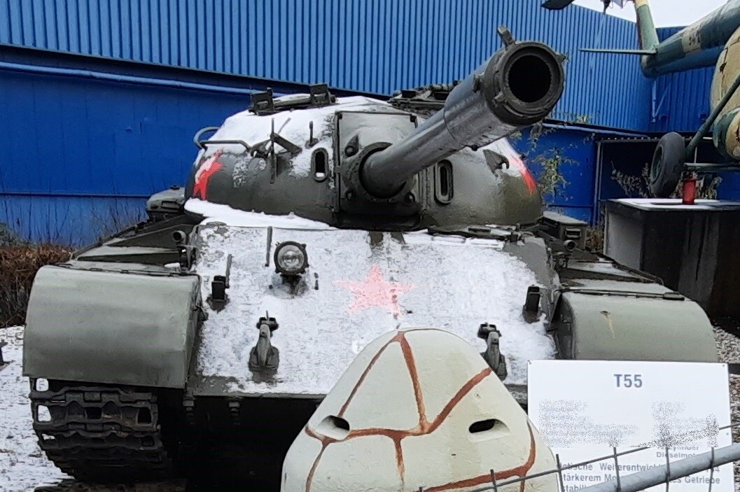 Т-55 в музее в Европе. В РФ на хранении до сих пор имеется до 2800 таких машин.