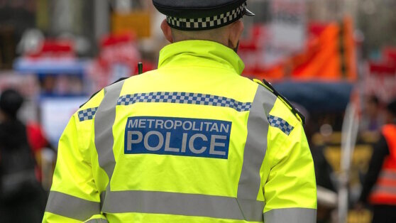    В Лондоне неизвестные открыли стрельбу Дарья Смирнова