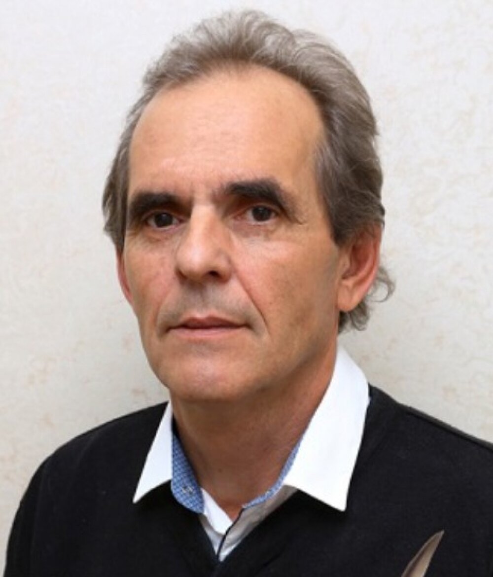    Коренной житель Азова рос в музыкальной семье. Фото: Из личного архивa/ Владимир Никитин