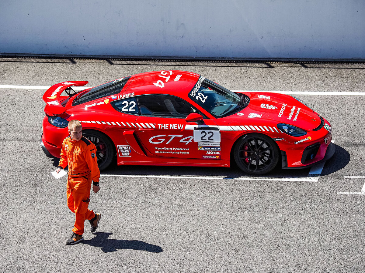 И зрелищно, и бесплатно, но зрители все равно по домам сидят. Посетил  Porsche Challenge на Moscow Race Way | РЯБИНИН | ФОТОПУТЕШЕСТВИЯ | Дзен