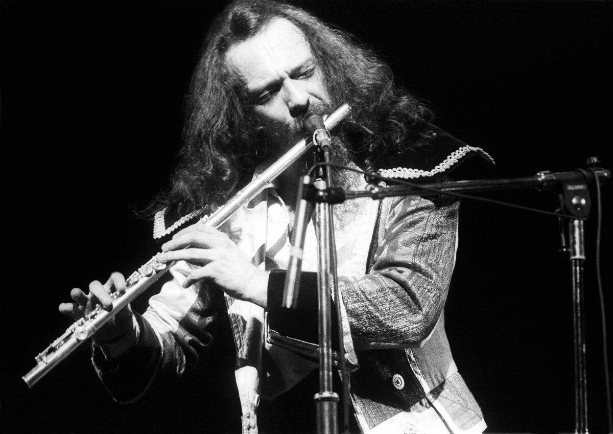 Борис Гребенщиков сравнил его с древним Паном. Факты и цитаты лидера Jethro  Tull | Роккульт | Дзен