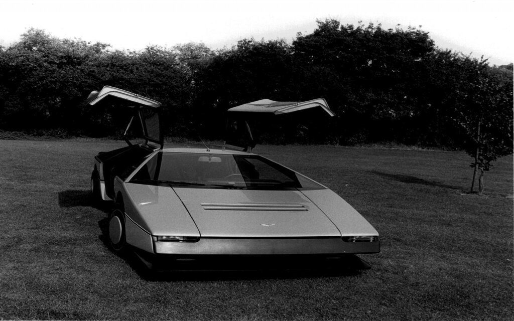 Aston Martin Bulldog