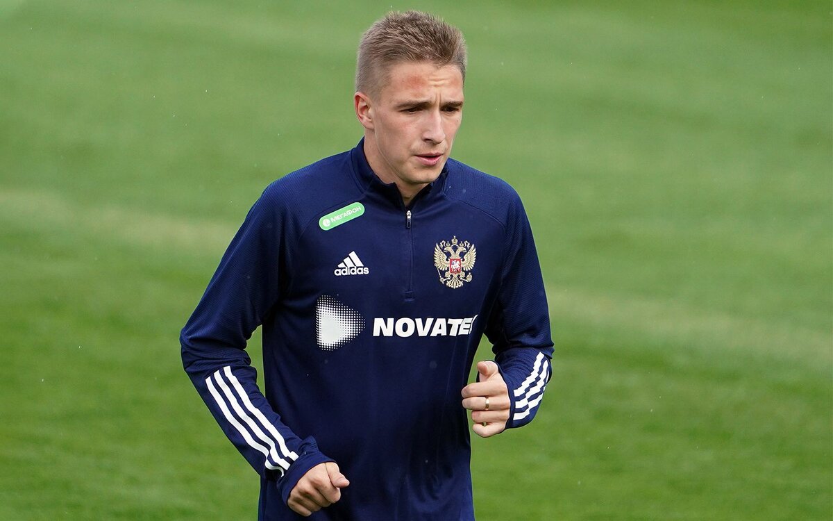 Илья Самошников