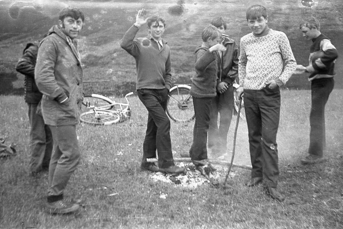 Отдых на природе советская молодежь