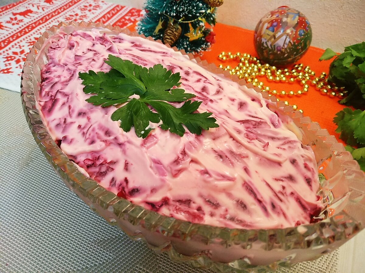 Новогодний салат 