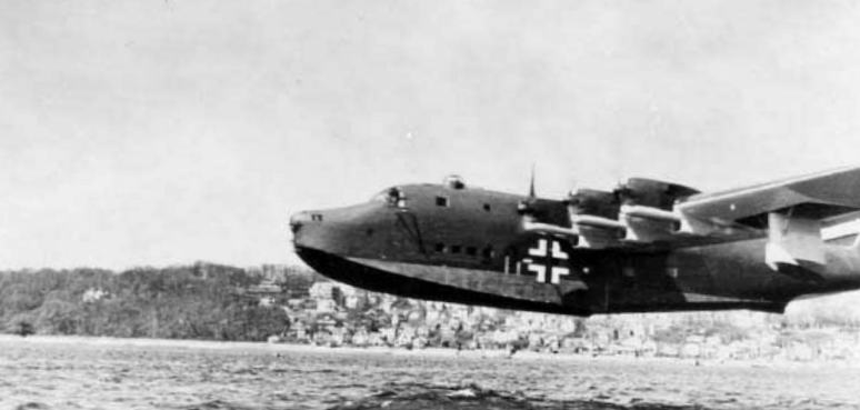 BV 222 во время посадки