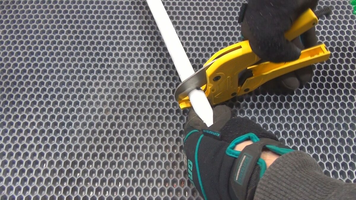 Товарищ выбросил обрезки ПВХ труб, а я изготовил из них самодельные ...