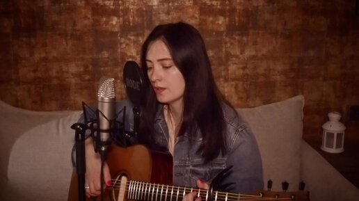 Наталья влади песни. На улице тишина по небу плывет луна. Влади на́та́лья. Лучшие песни натальи влади под гитару. Наталья влади только мама.