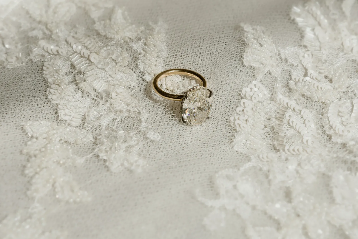 Помолвочное кольцо модели Жасмин Тукс 