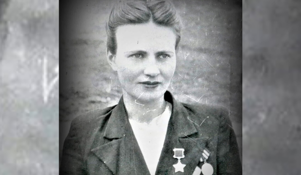 Источник фото: Cosmopolitan (https://clck.ru/hCKyJ).