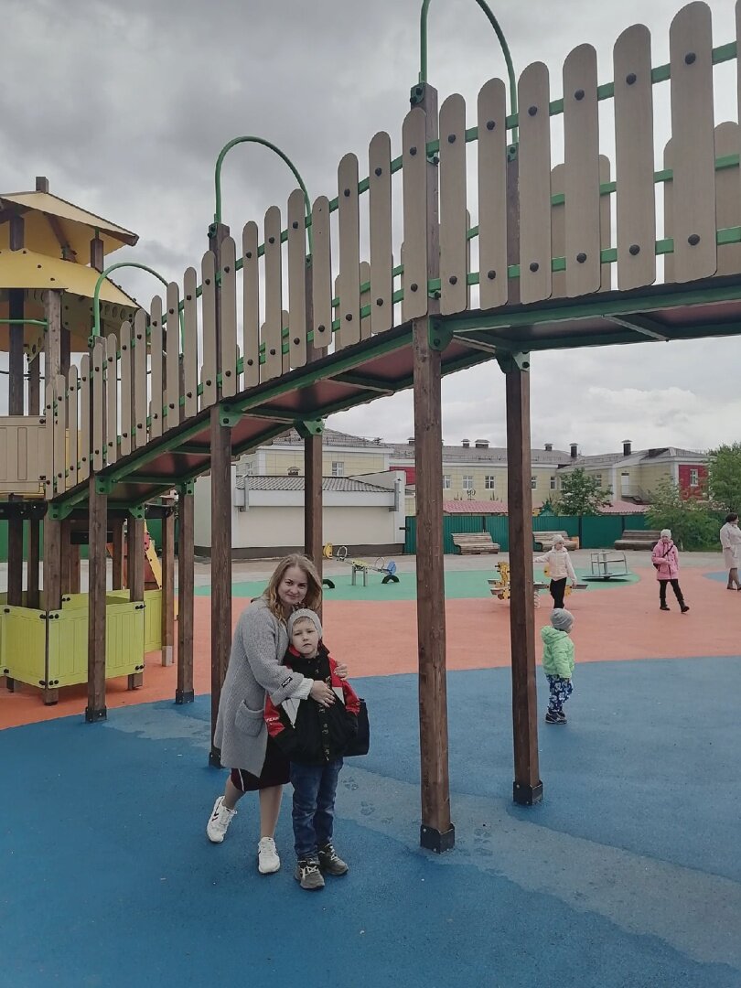 Почти весь день Влада прошел с таким лицом 