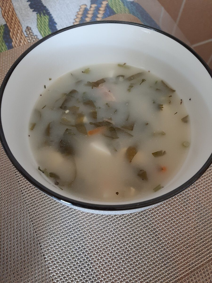 Попробуйте, он очень вкусный. Кстати, вы можете сварить на бульоне, будет ещё вкуснее. А я использовала отварную говядину, кусочек которой был в моей морозилке.