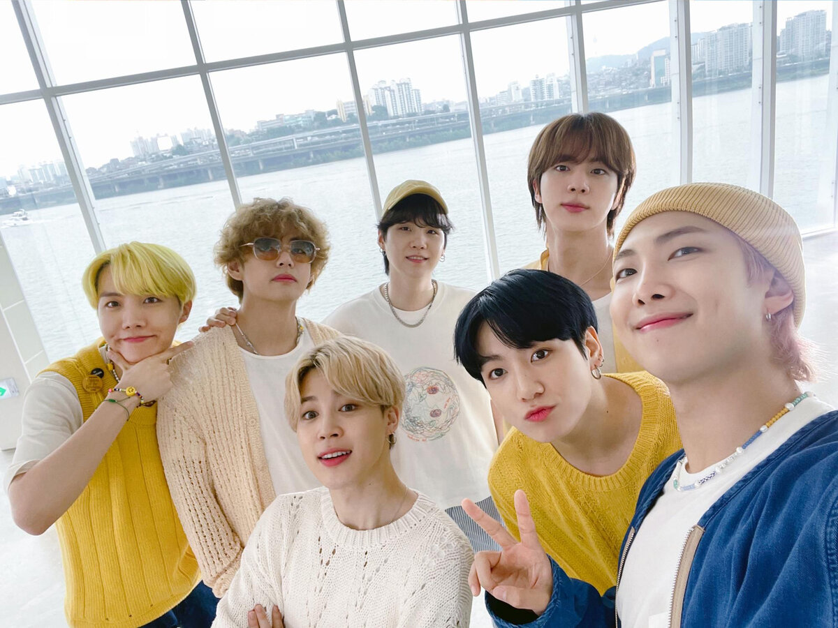 Бтс чимин полицейский. Bts информация. Служба бтс. Служба бтс. Бтс диспатч.