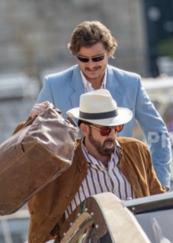 Эпизод со знакомством Кейджа и Хави Гутьереза