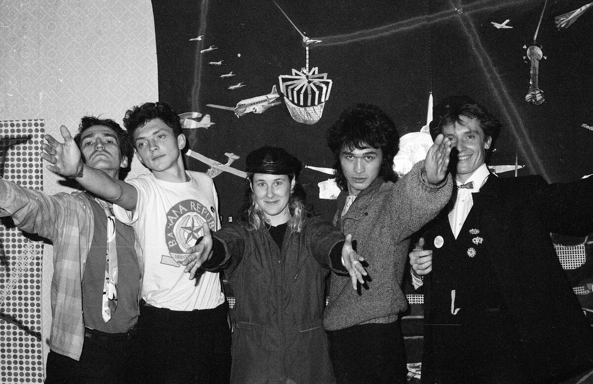 Тимур Новиков, Андрей Крисанов, Джоанна Стингрей, Виктор Цой, Георгий Гурьянов / esquire.ru