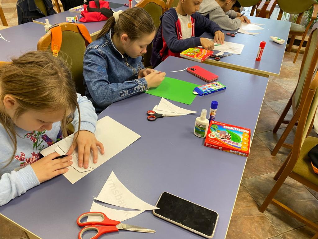 Открытки с последним воскресеньем ноября. Настольный теннис. Семейный центр. Новогодний мастер класс. Гбу «мой семейный центр «оберег»филиал лого.