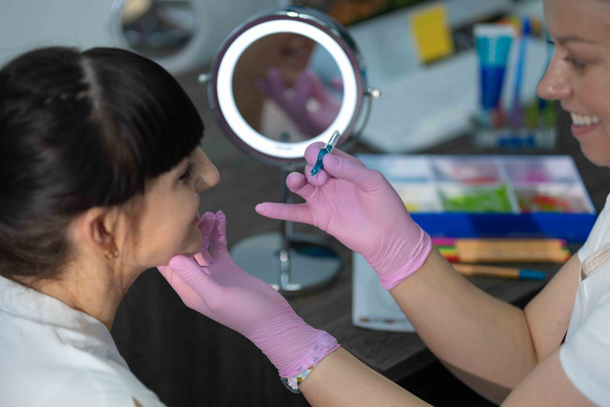 Так проходит обучение самостоятельному уходу за зубами в клинике Astra Dental Clinic.
