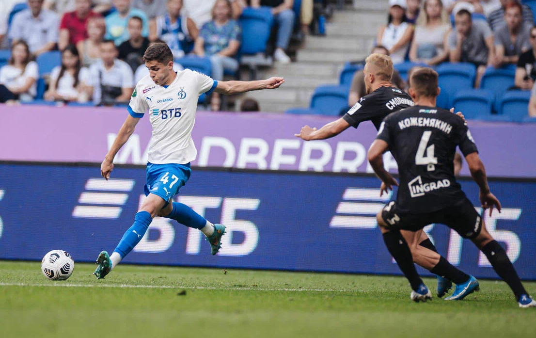 Голы с R1 Захарян поставил на поток. Хорошо, что у страны есть такой уже окрепший молодняк. Плохо, что у страны нет международного футбола.