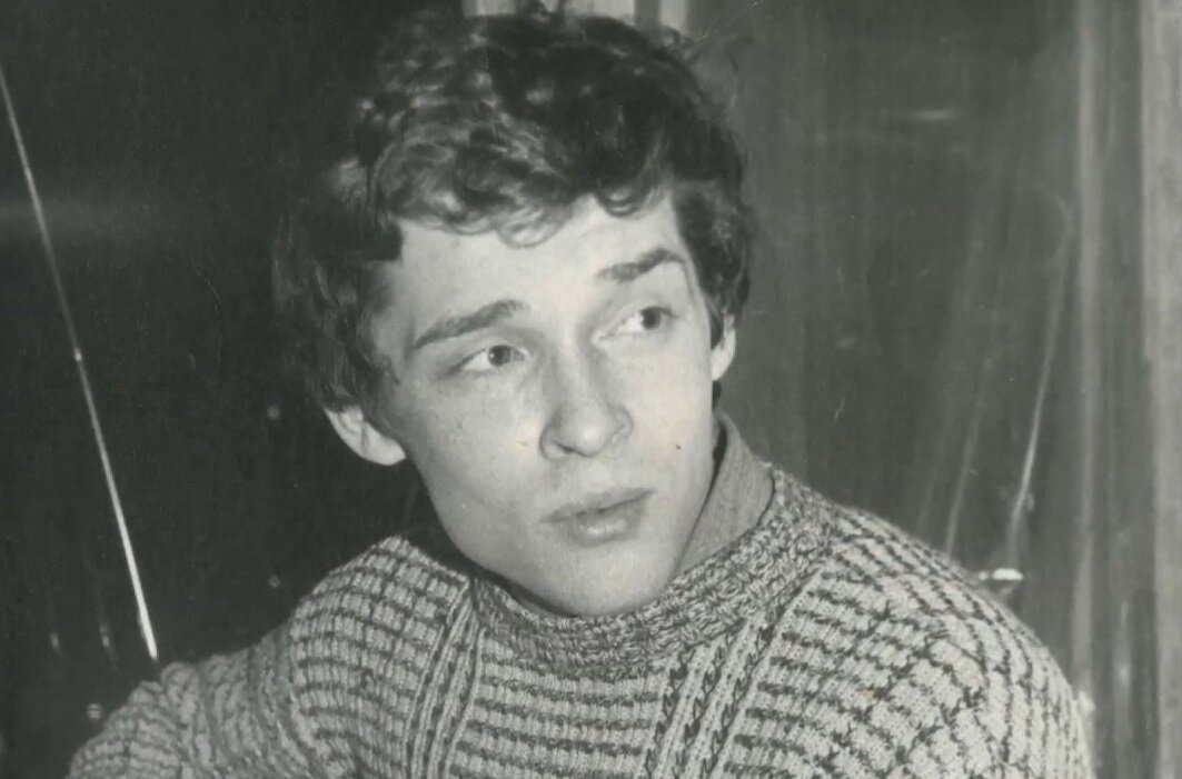 Роман Львович Тягунов (28 июля 1962, Свердловск — 31 декабря 2000, Екатеринбург) — русский поэт. 