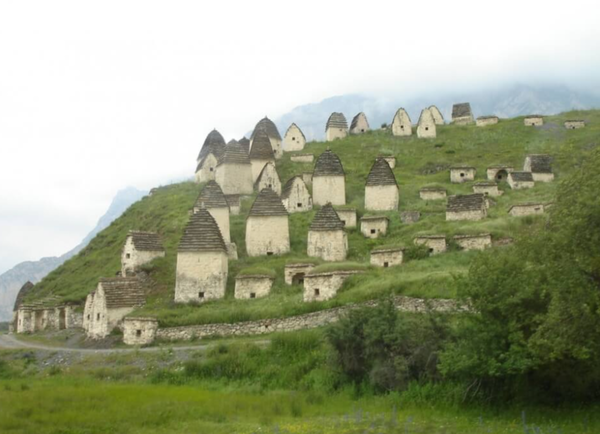 Cele mai înfricoșătoare locuri din lume - este nevoie de curaj pentru a merge acolo