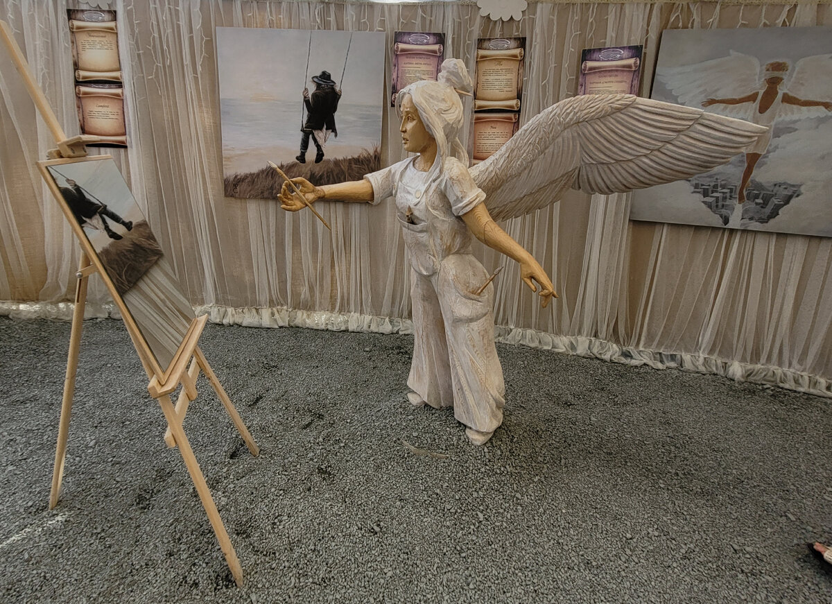 Ангел-художник. Фото автора