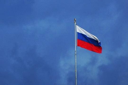    Торжественная церемония поднятия флага России прошла на Поклонной горе