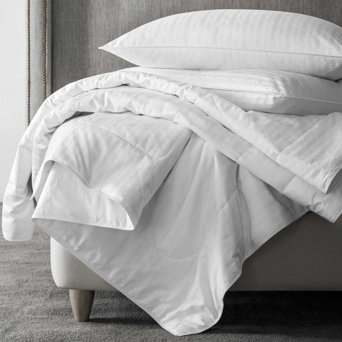 Модели «Селена» с натуральным шелком сорта Тусса внутри