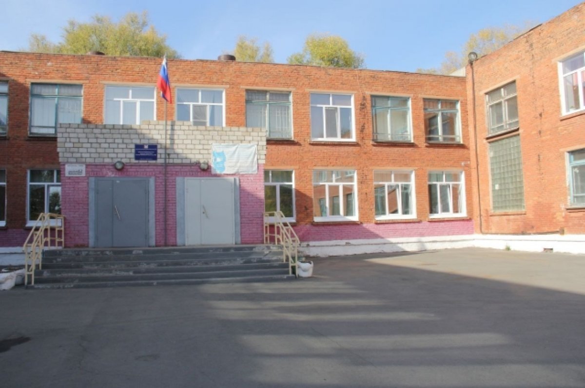    К охране детсадов и школ в Омске подключат ЧОПы и Росгвардию